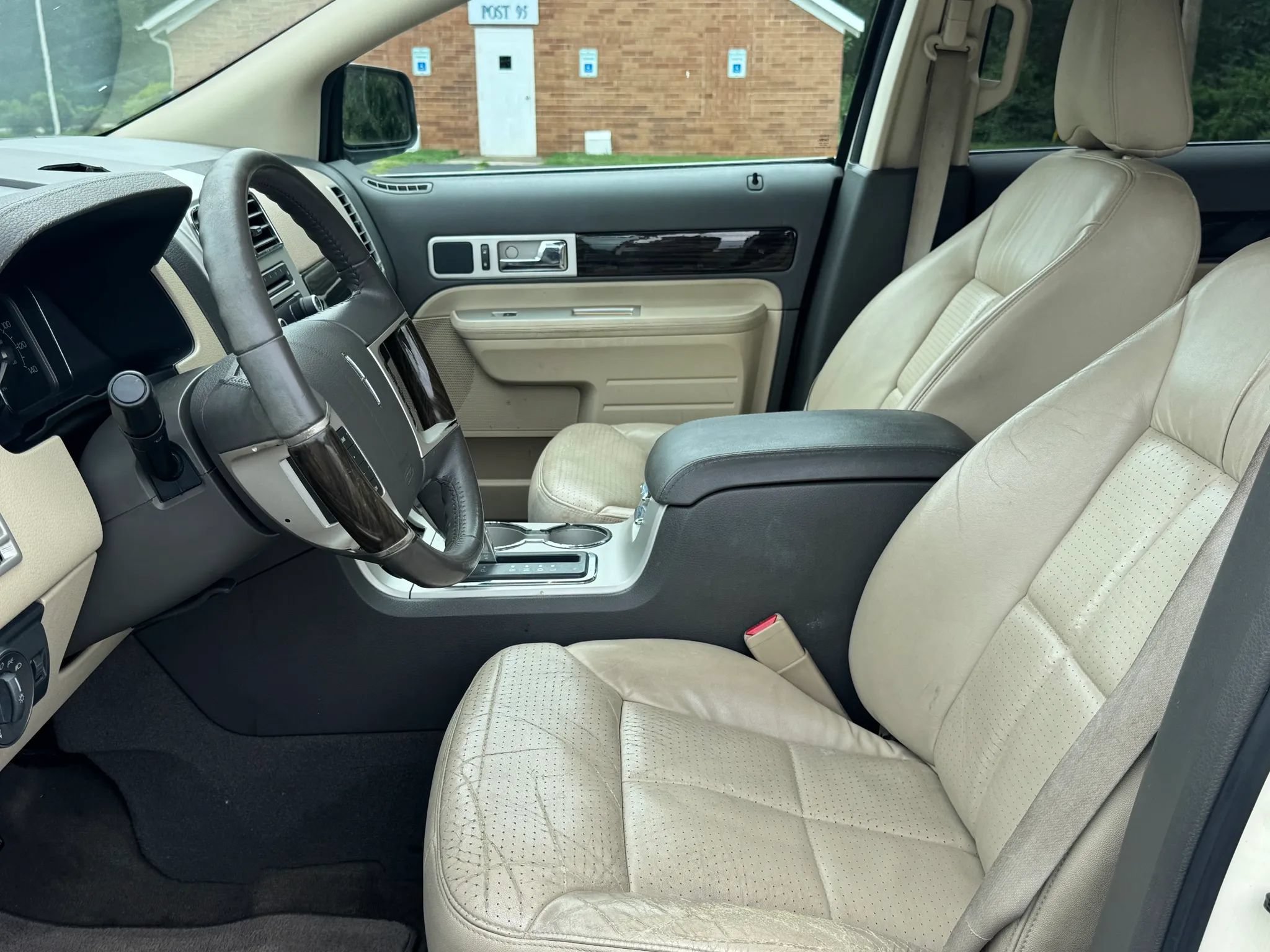 Used 2008 Lincoln MKX 2WD image 22