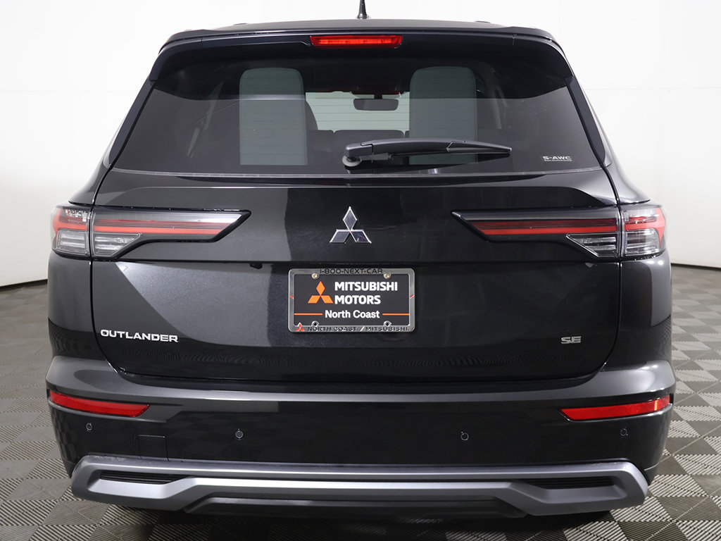 New 2026 Mitsubishi Outlander SE AWD/4WD image 15