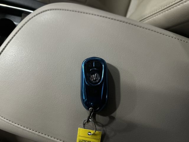 Used 2020 Buick Enclave Premium AWD/4WD image 33