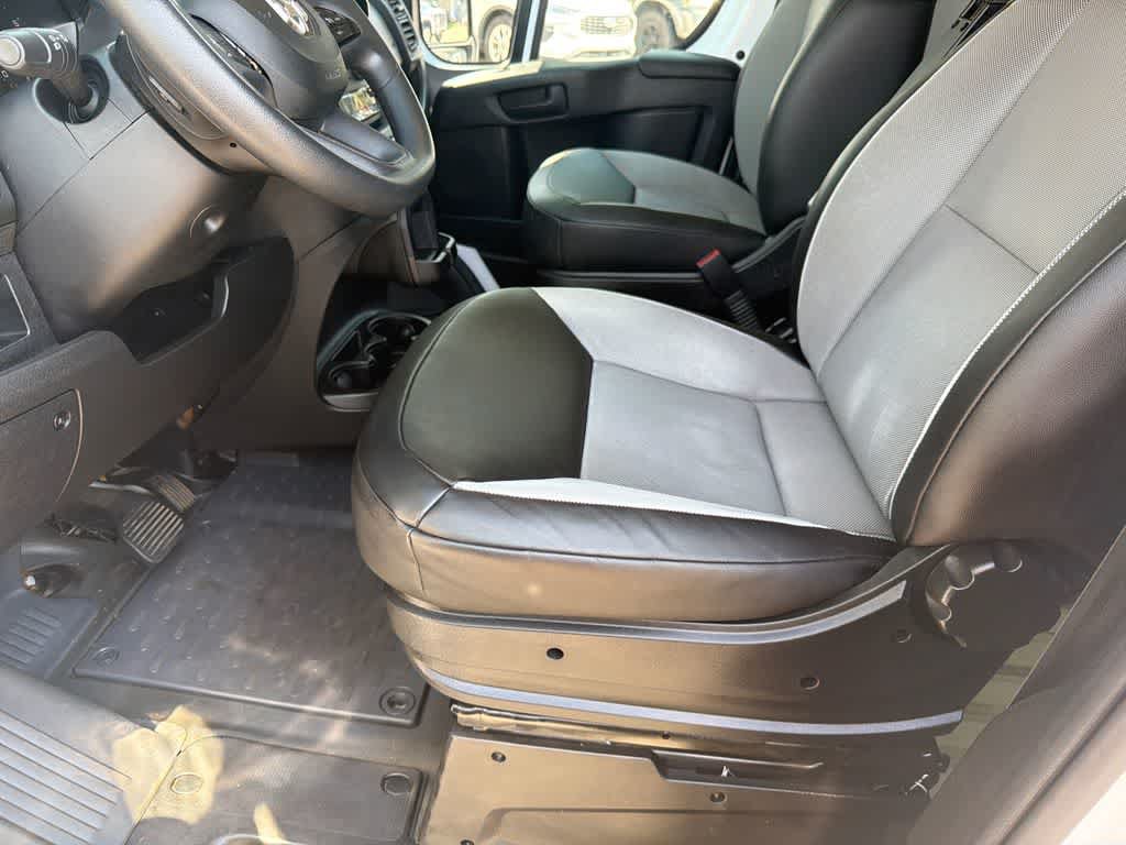 Used 2025 RAM ProMaster 2500 w/ Convenience Group FWD image 10