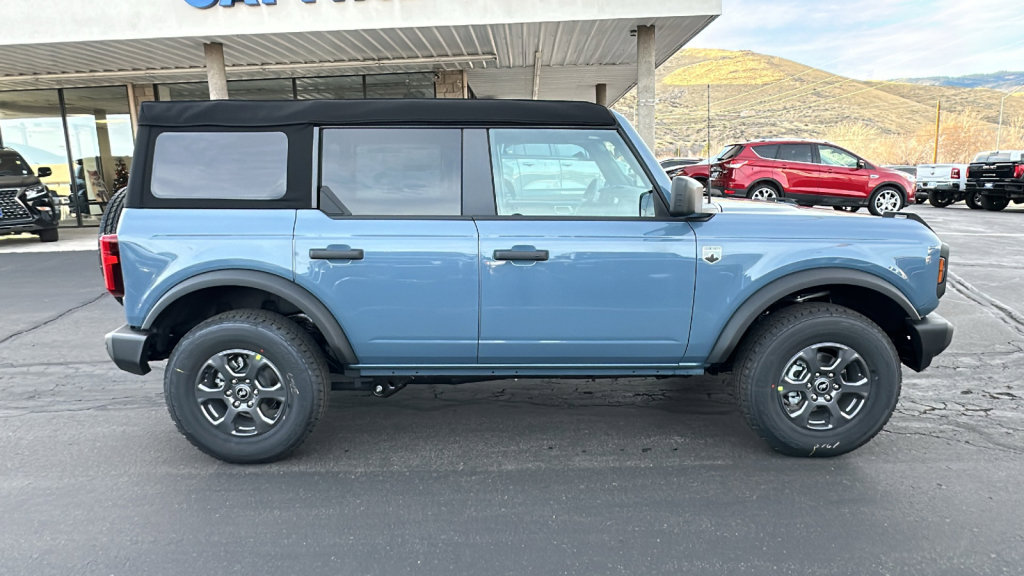 New 2025 Ford Bronco Big Bend image 2