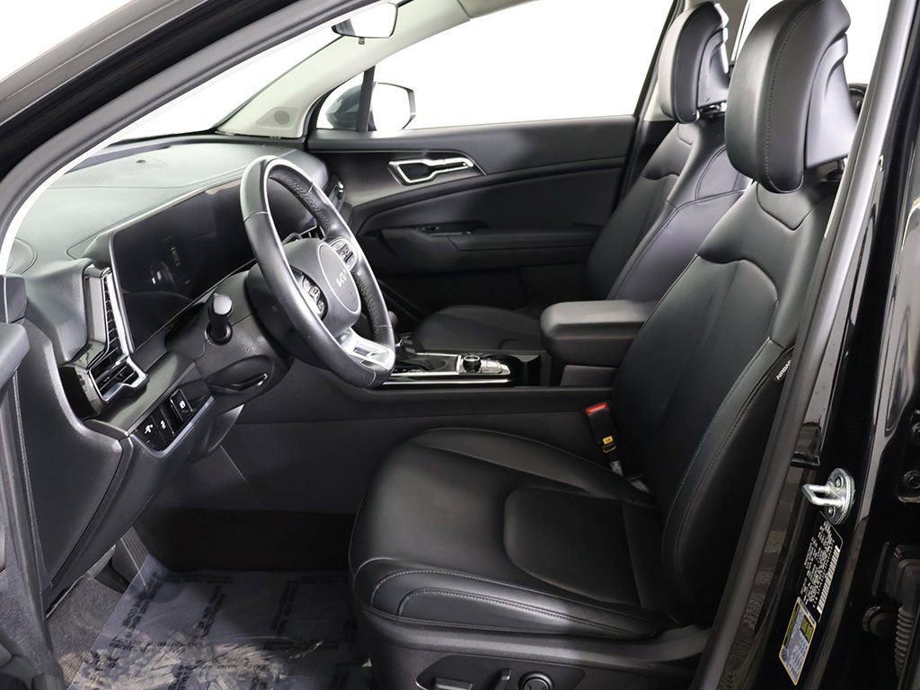 Used 2023 Kia Sportage EX FWD image 28