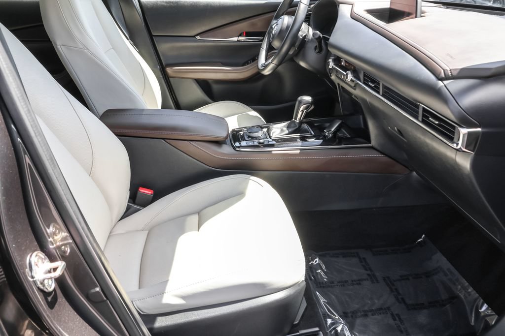 Used 2023 MAZDA CX-30 AWD 2.5 S w/ Premium Package image 39
