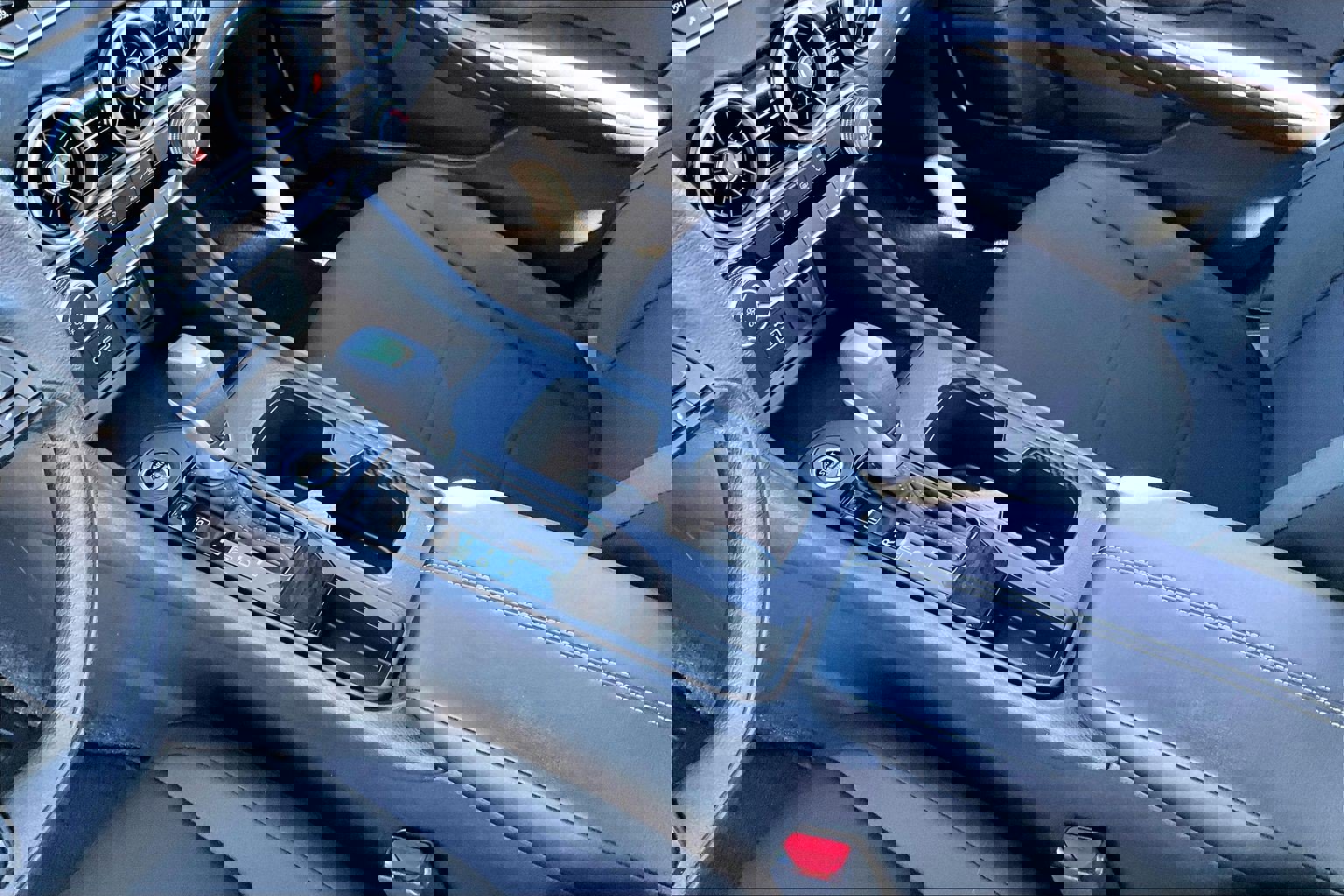 Used 2025 Nissan Sentra S image 18