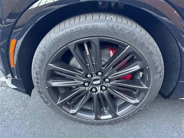New 2026 Cadillac Lyriq V image 9