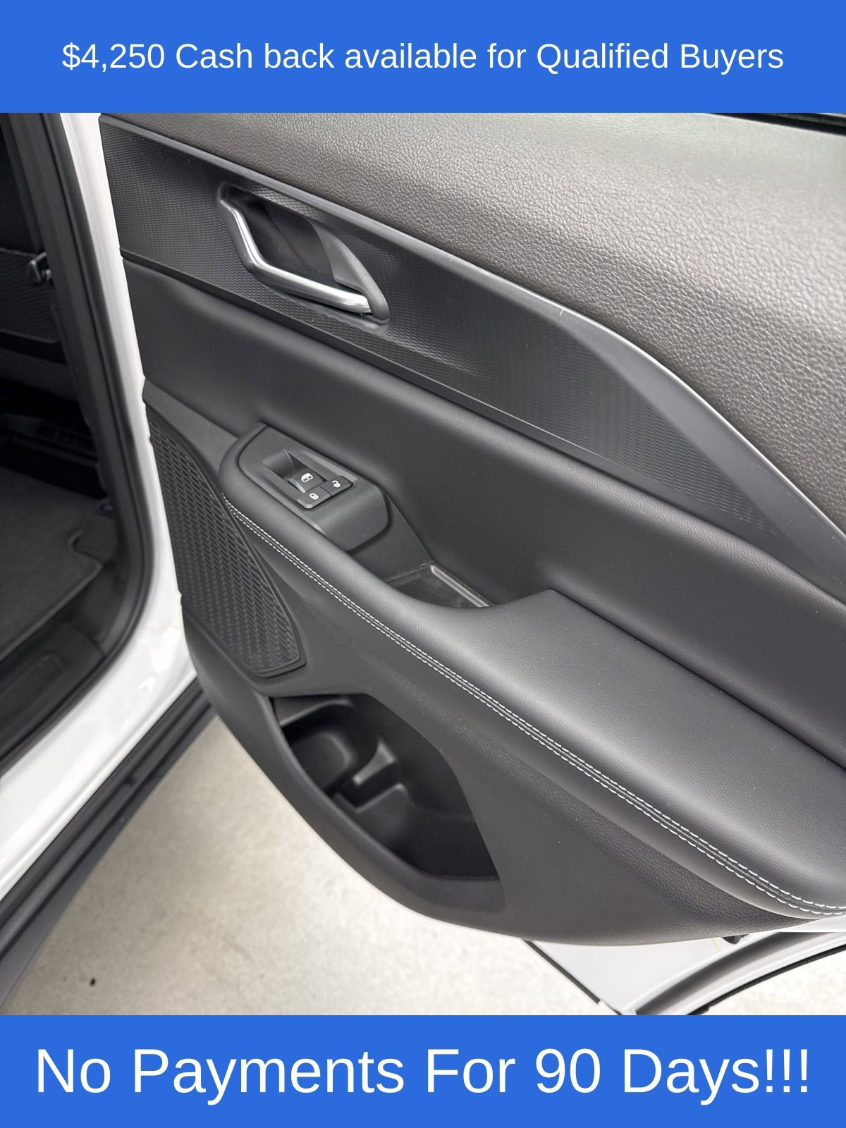 New 2025 Jeep Grand Cherokee Altitude image 36