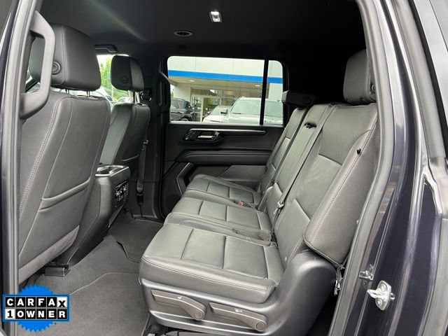 Used 2025 Chevrolet Suburban Z71 AWD/4WD image 13