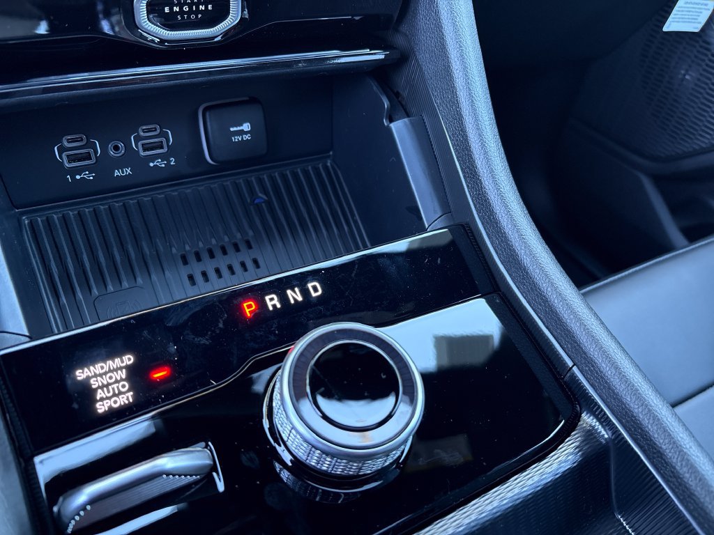 New 2027 Jeep Grand Cherokee Limited AWD/4WD image 14
