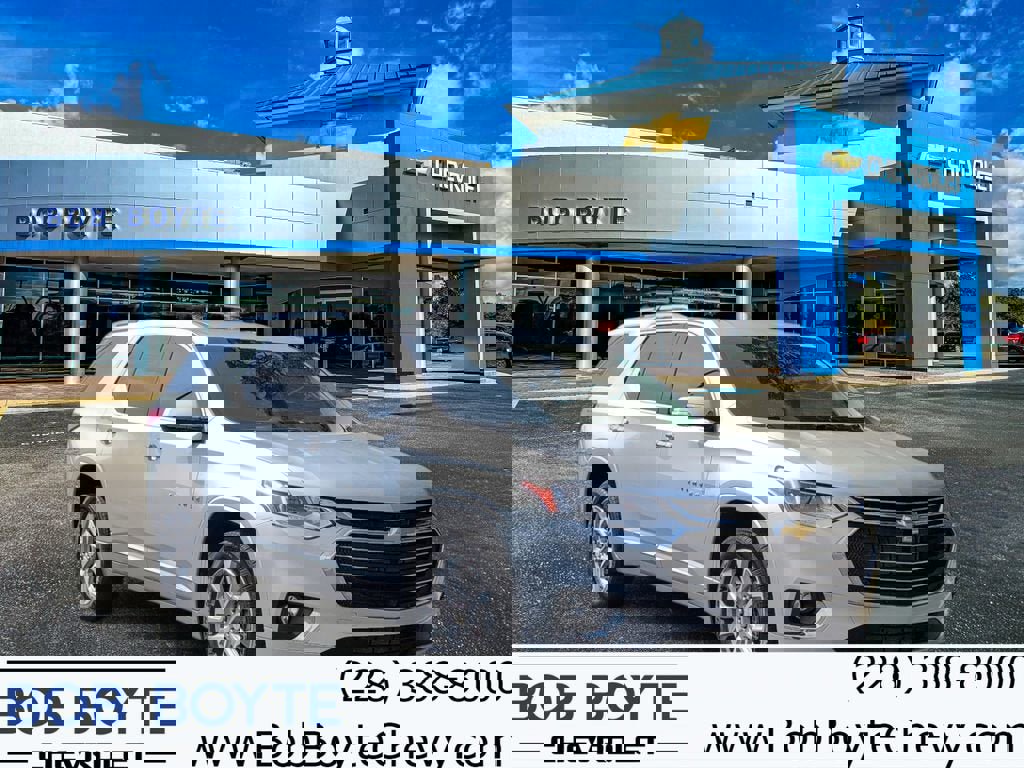 Used 2020 Chevrolet Traverse Premier w/ LPO, Floor Liner Package image 1