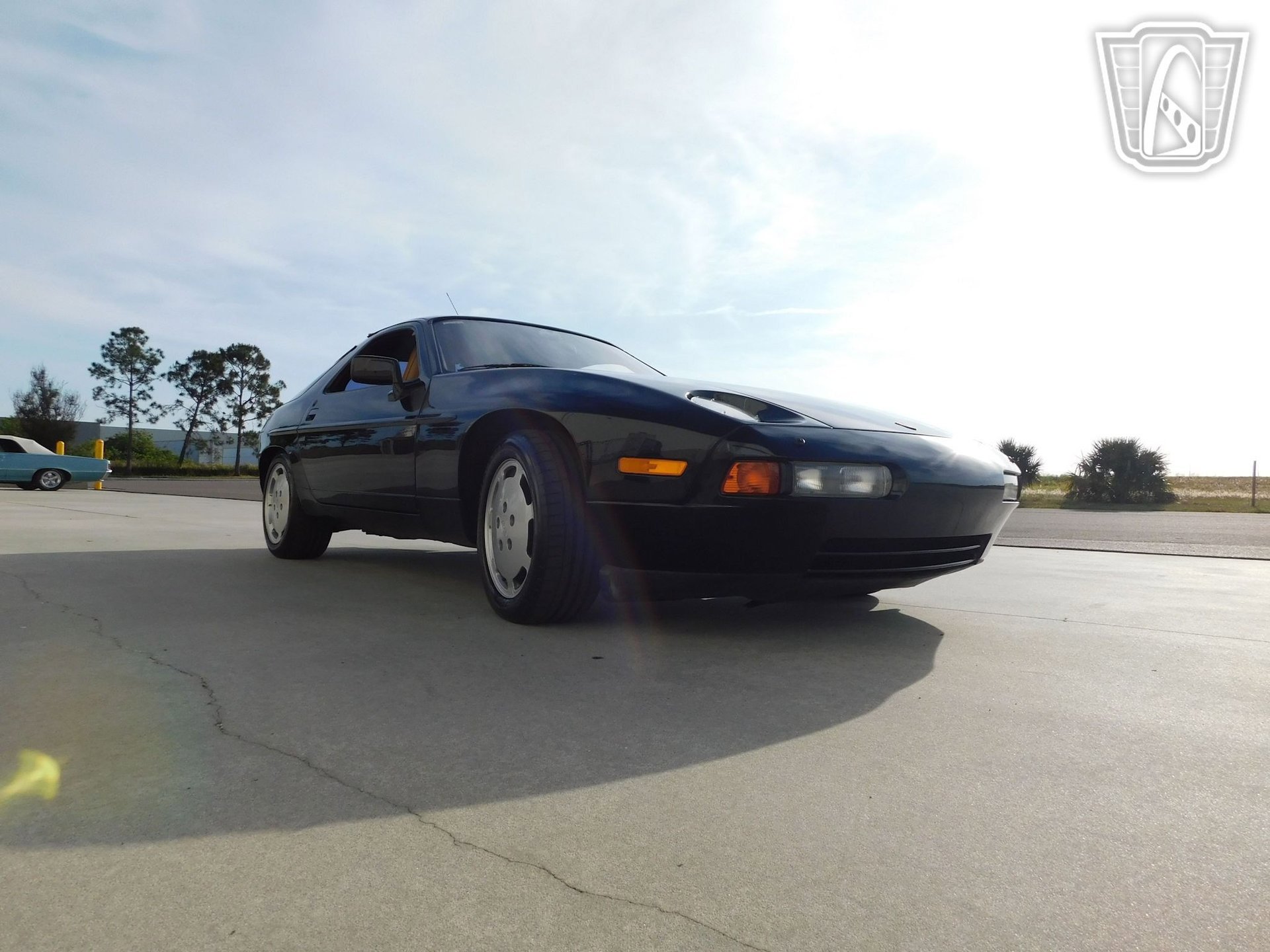 Used 1989 Porsche 928 S4 RWD image 13