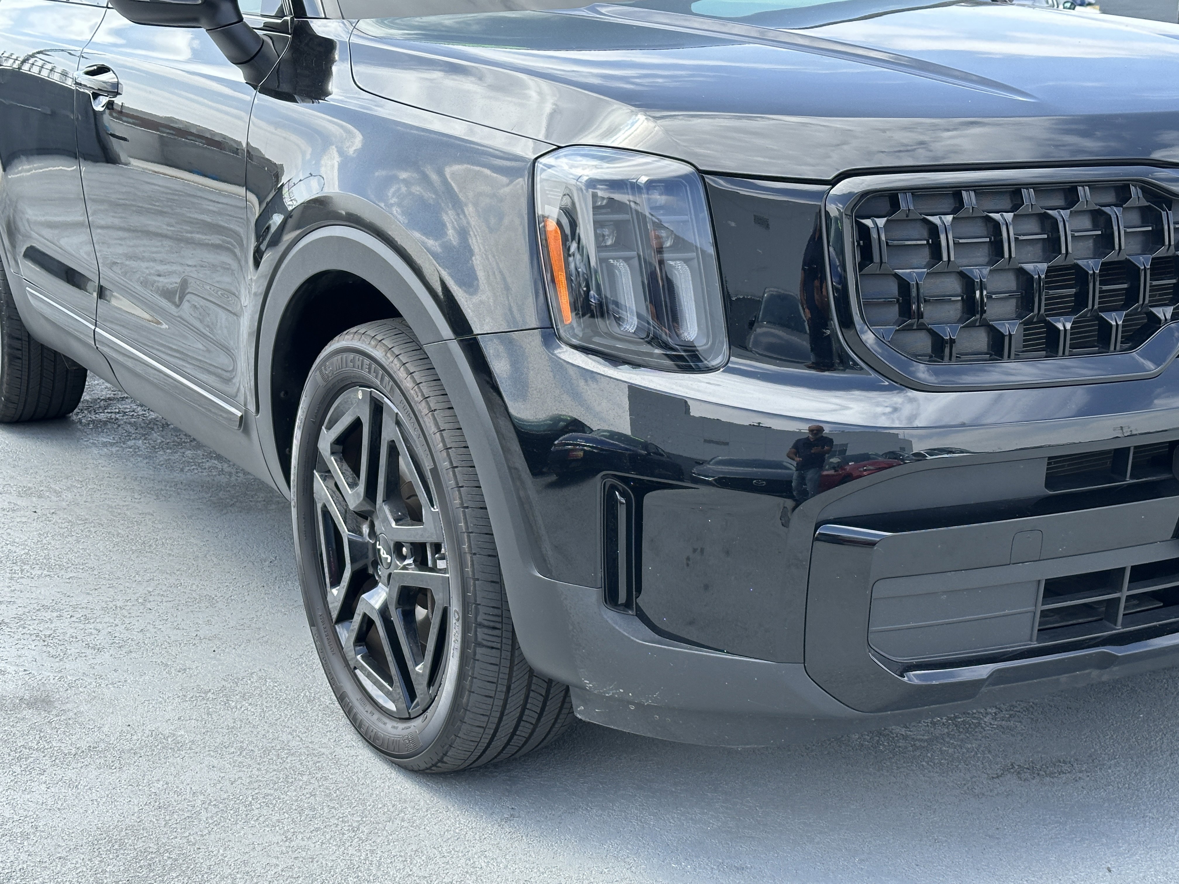 Certified 2024 Kia Telluride EX X-Line AWD/4WD image 14