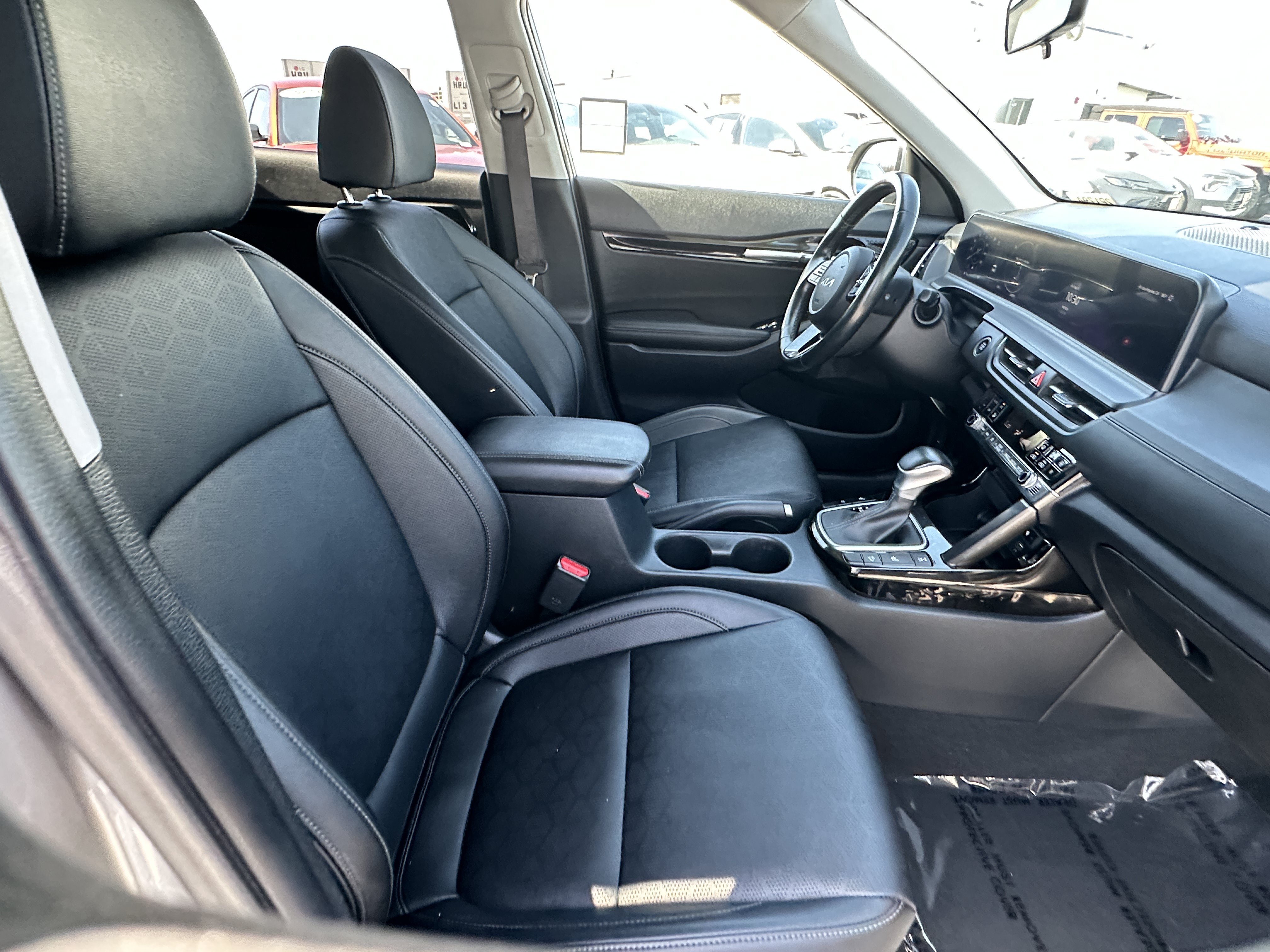 Certified 2024 Kia Seltos EX AWD/4WD image 15