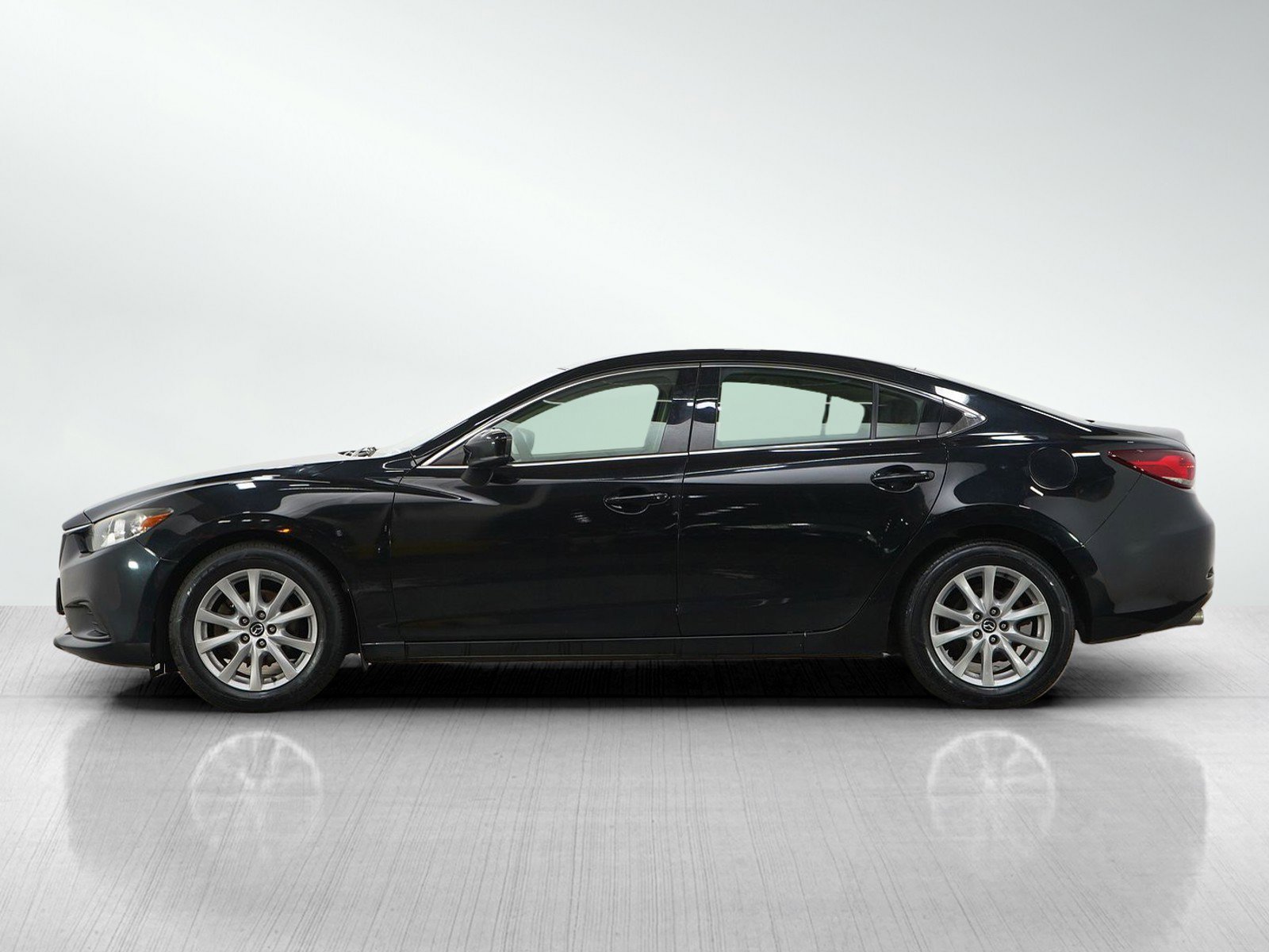 Used 2017 MAZDA MAZDA6 Sport FWD image 2