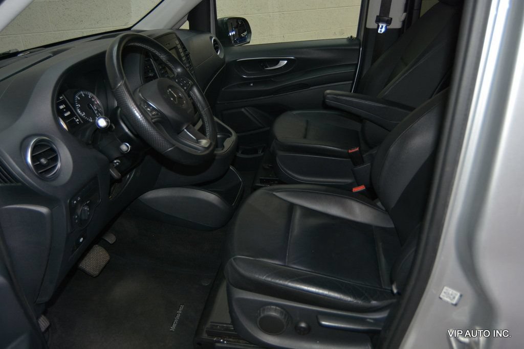 Used 2017 Mercedes-Benz Metris Passenger image 12