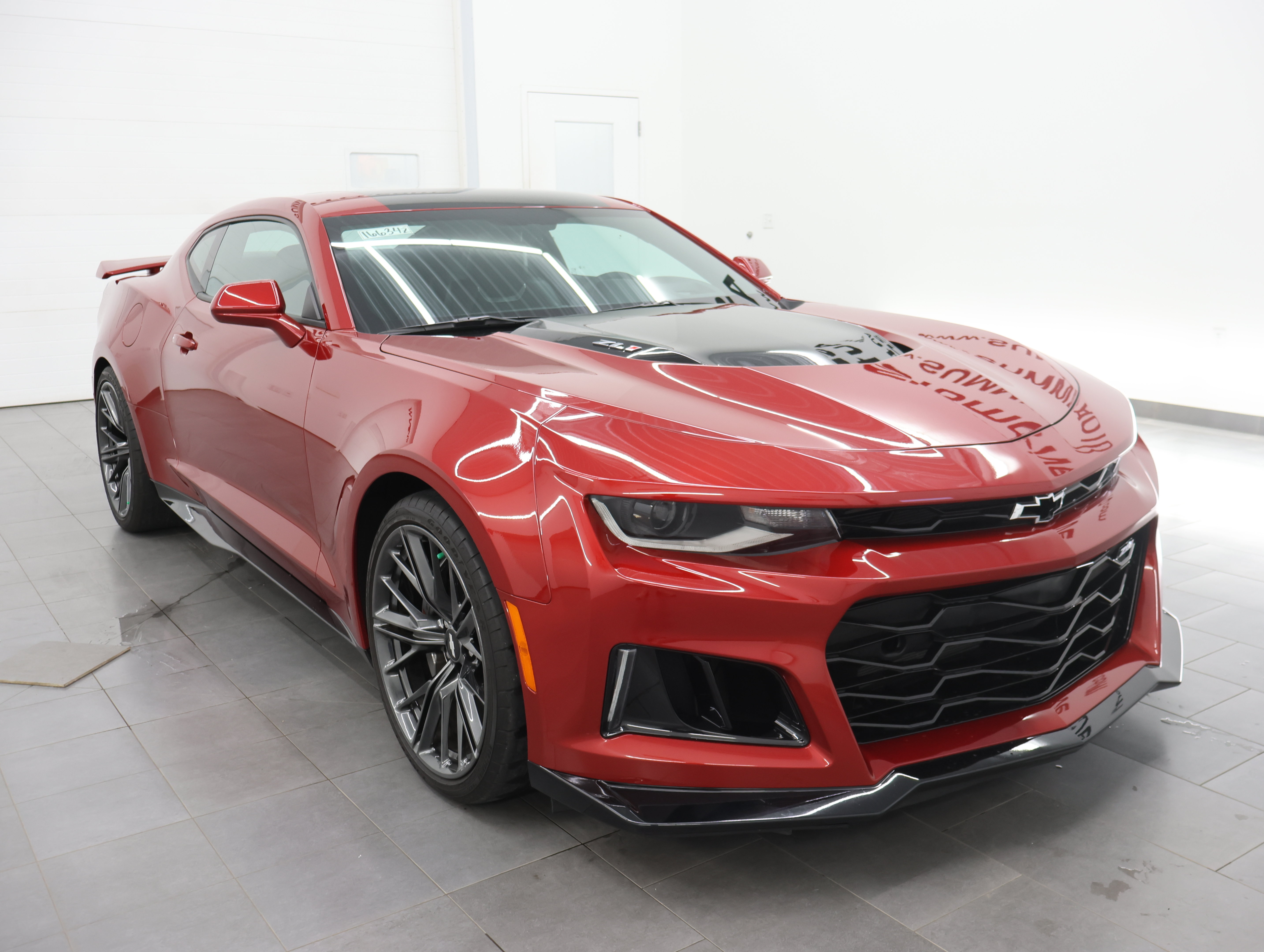 Used 2017 Chevrolet Camaro ZL1 RWD image 2