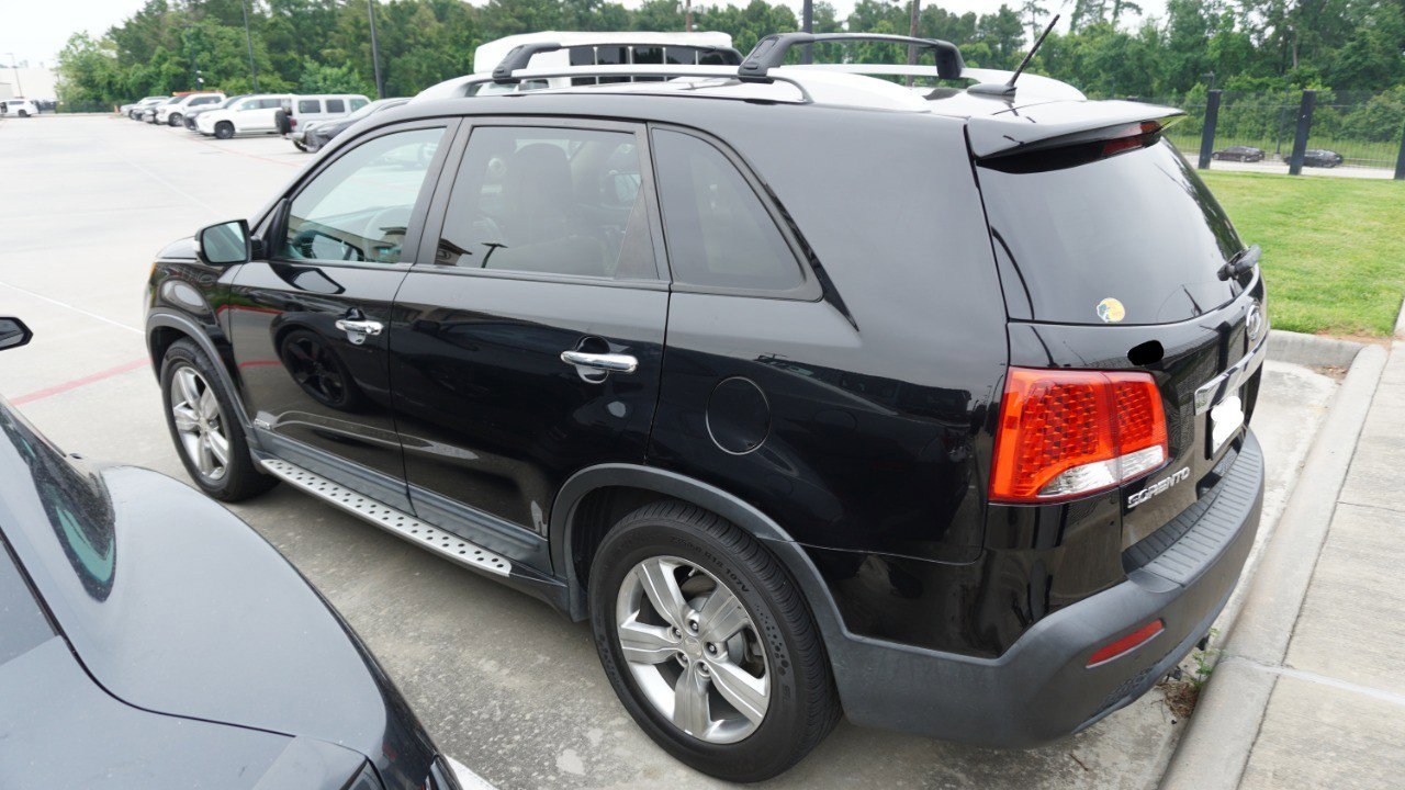 Used 2012 Kia Sorento EX w/ EX V6 Premium Pkg AWD/4WD image 8