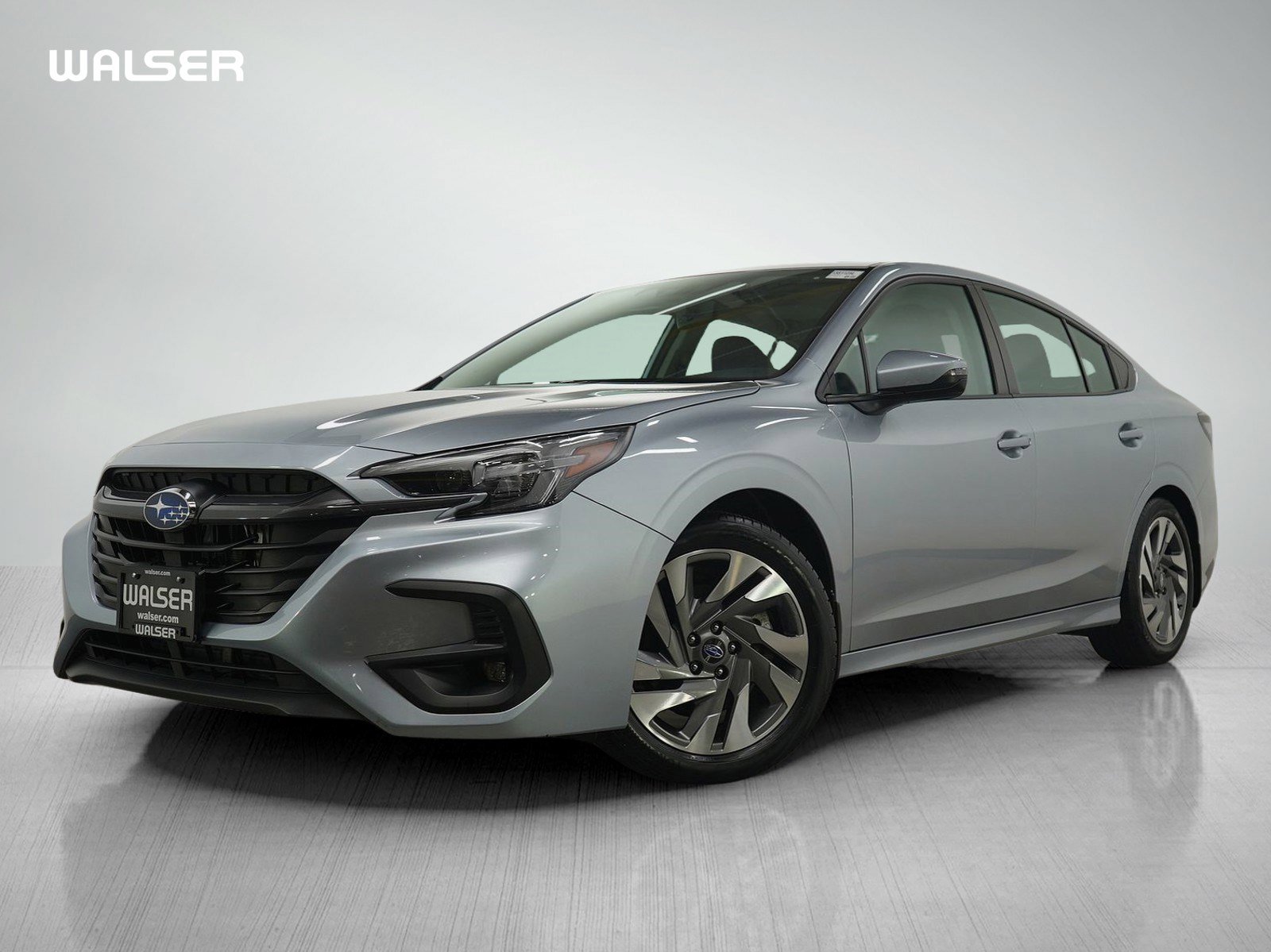 Used 2023 Subaru Legacy Limited image 1