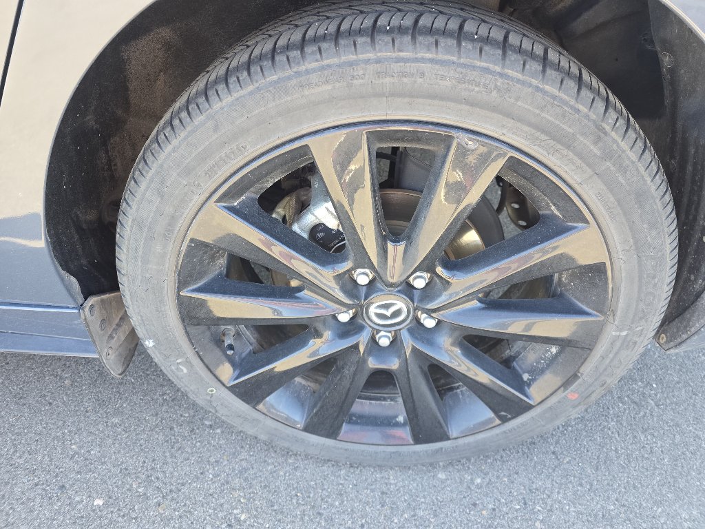 Used 2025 MAZDA MAZDA3 s AWD/4WD image 8