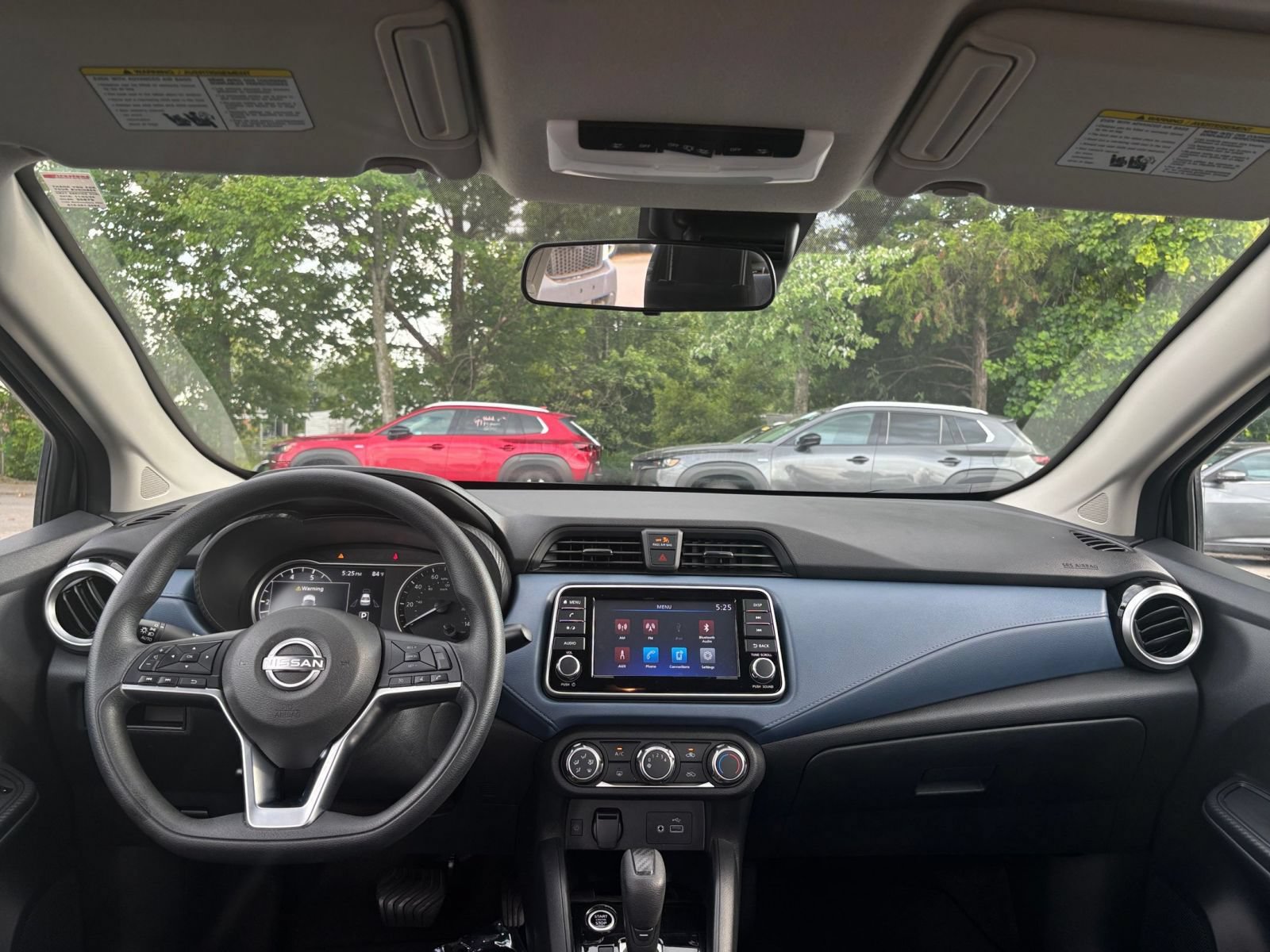 Used 2025 Nissan Versa SV FWD image 32