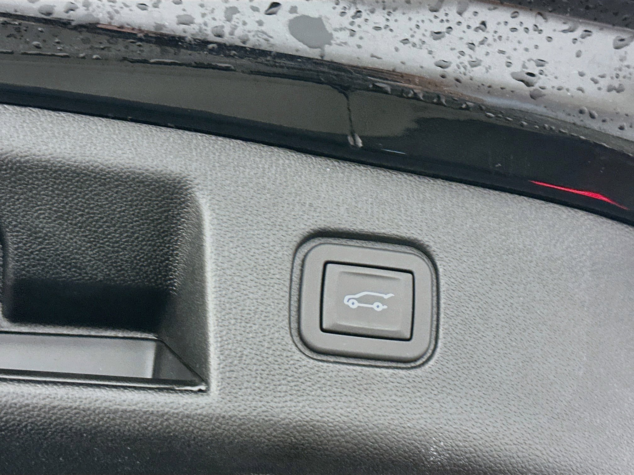Used 2024 Chevrolet Blazer EV LT AWD/4WD image 31