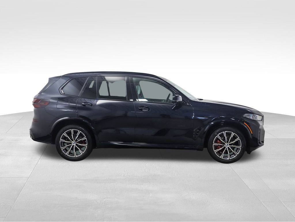 New 2026 BMW X5 xDrive40i w/ M Sport Package image 6