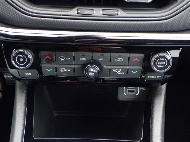 New 2026 Jeep Compass Latitude image 20