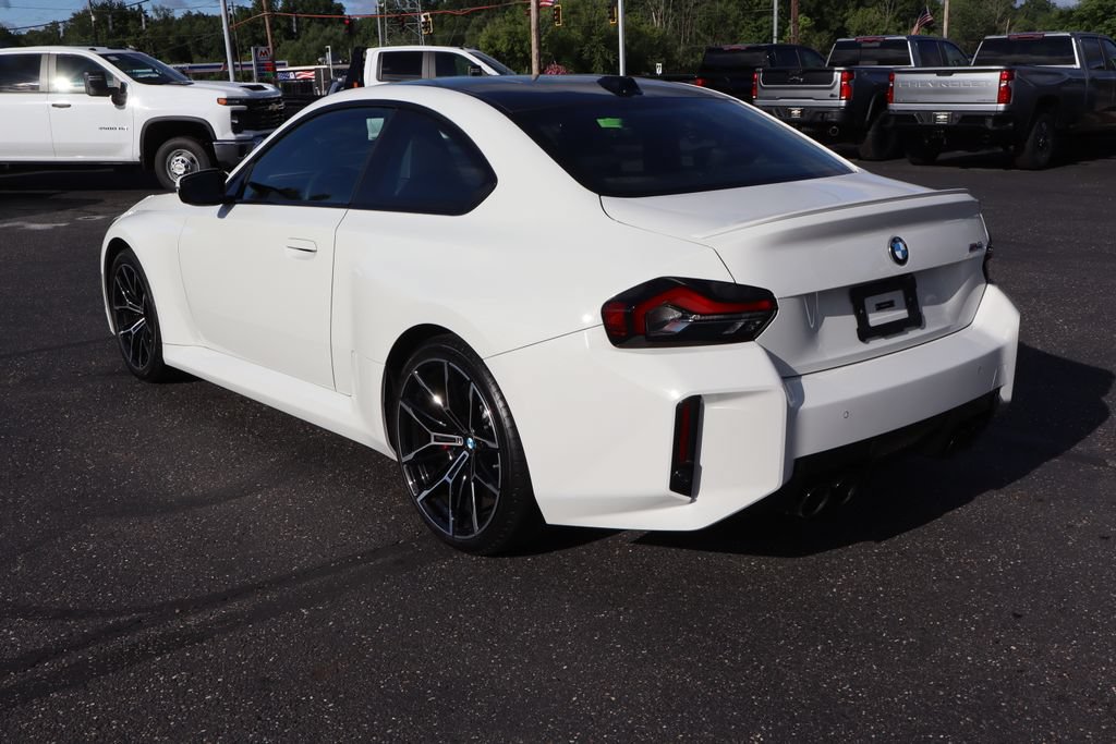 Used 2025 BMW M2 RWD image 3