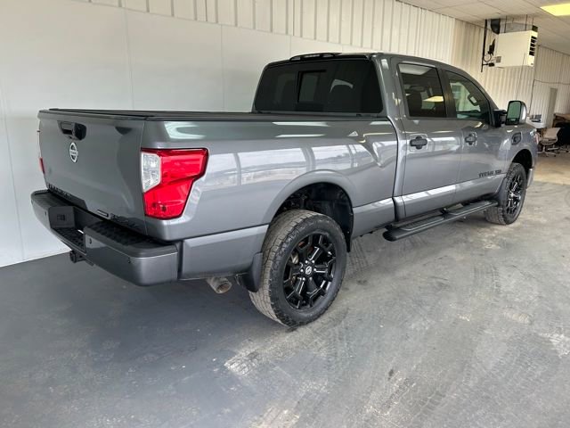 Used 2018 Nissan Titan SL w/ Midnight Edition video 3