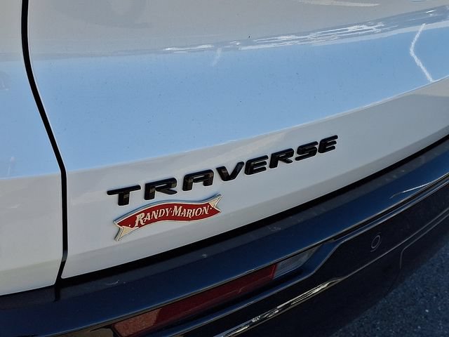 Used 2024 Chevrolet Traverse RS FWD image 30