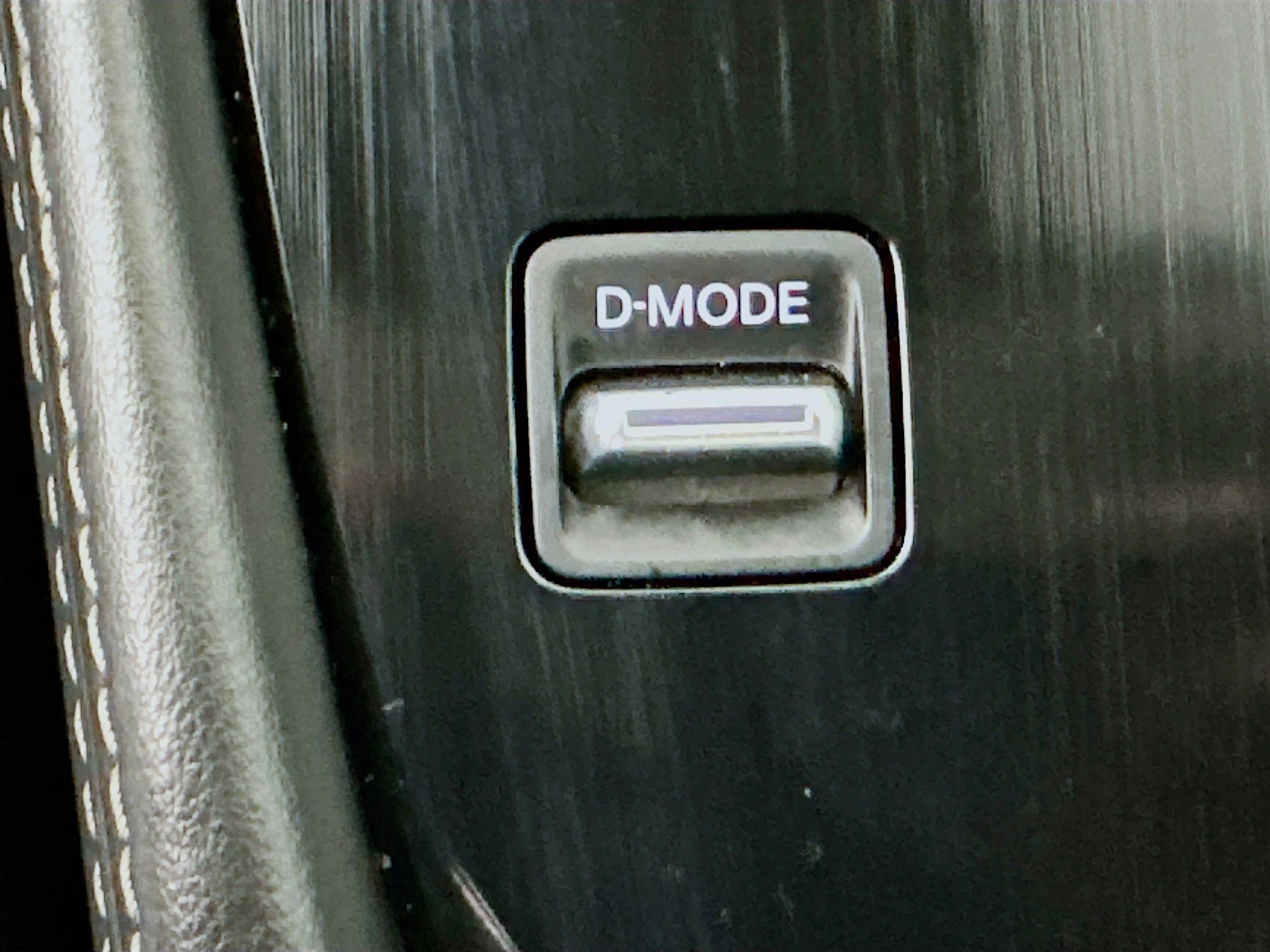 Used 2023 Nissan Rogue SL w/ SL Premium Package image 26