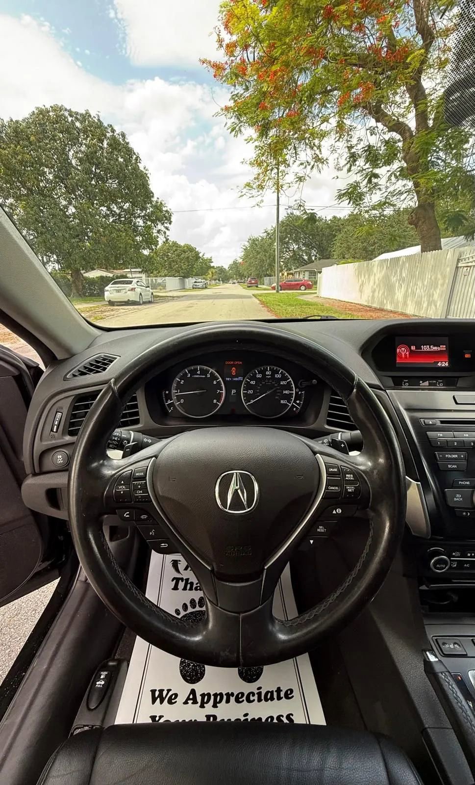 Used 2017 Acura ILX FWD image 9