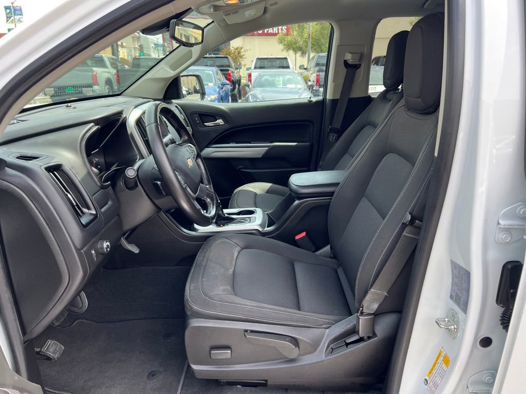 Used 2020 Chevrolet Colorado LT w/ Redline Special Edition RWD image 12