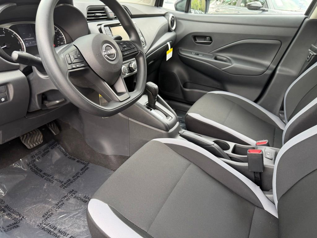 Used 2025 Nissan Versa S w/ Trunk Package FWD image 18