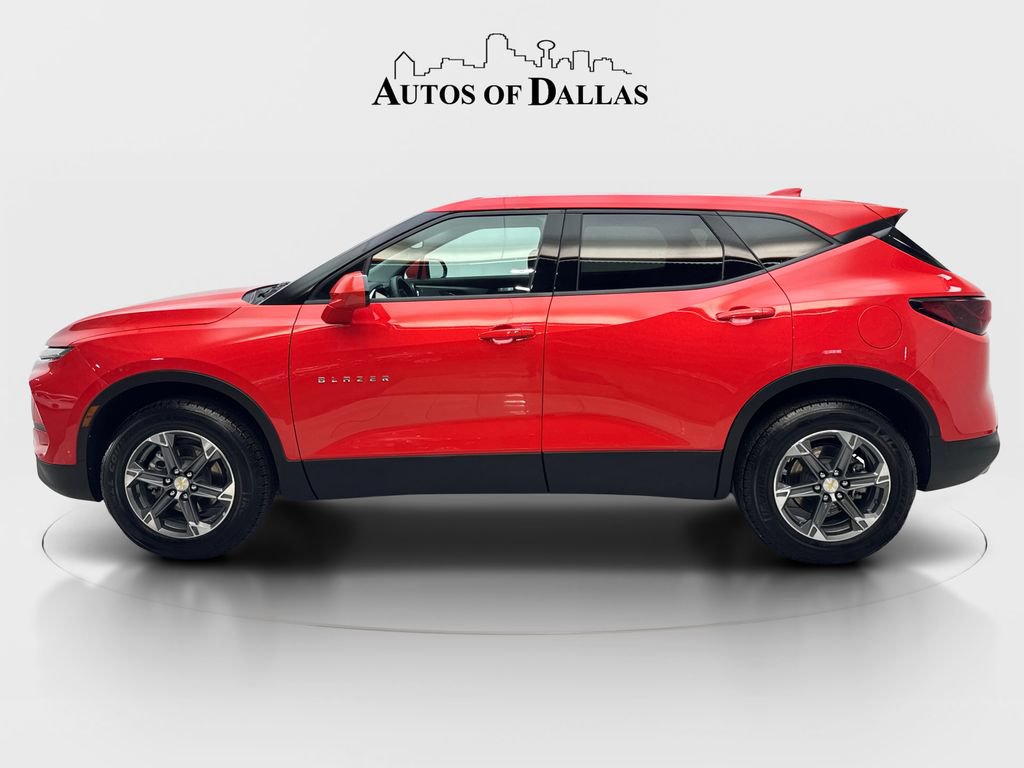 Used 2025 Chevrolet Blazer LT FWD image 5