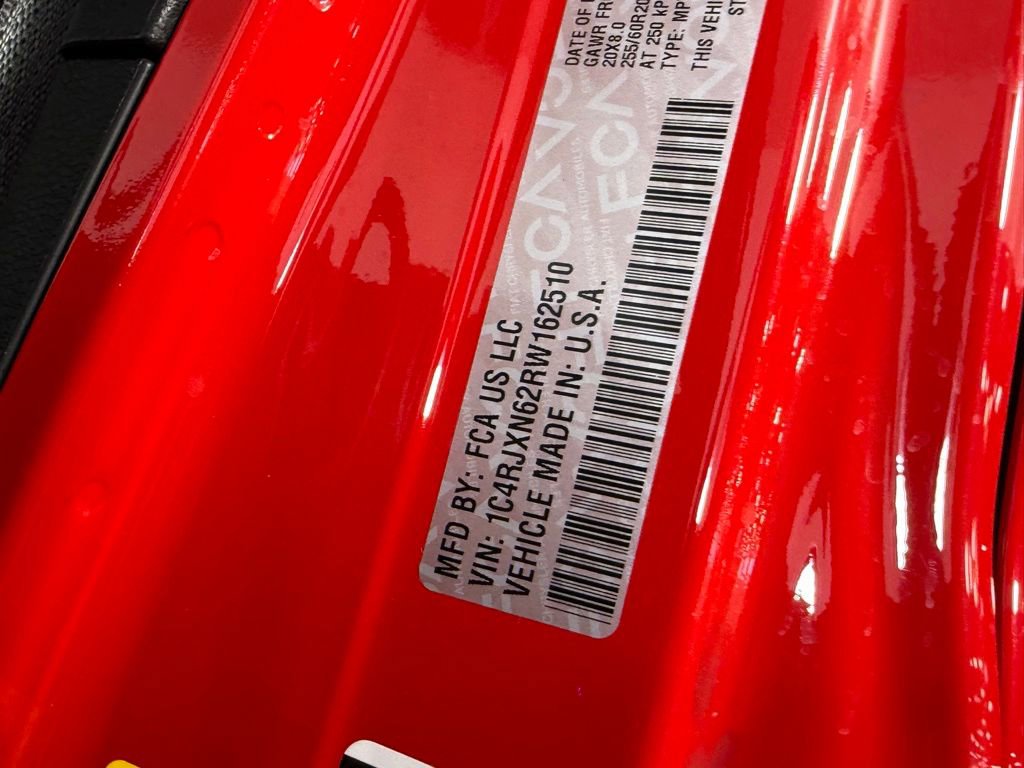 Used 2024 Jeep Wrangler Unlimited image 35