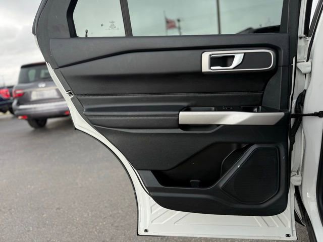 Used 2023 Ford Explorer XLT w/ Equipment Group 202A image 14
