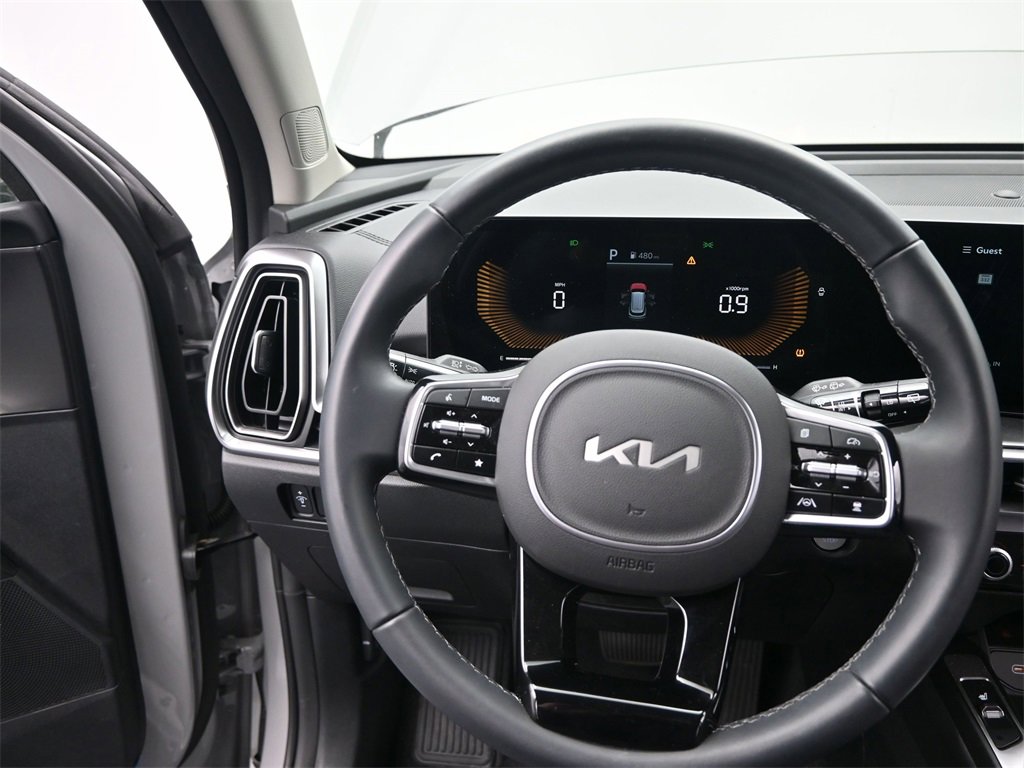 New 2025 Kia Sorento S image 31