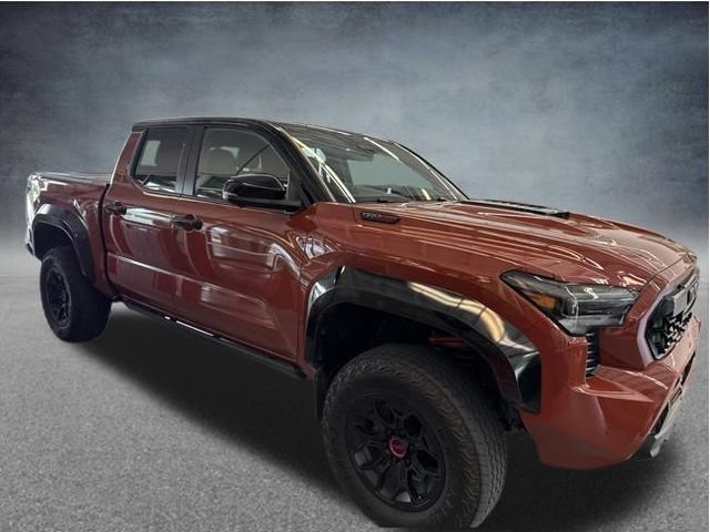 Used 2024 Toyota Tacoma TRD Pro AWD/4WD image 10