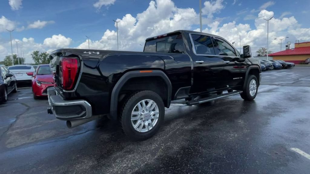 Used 2021 GMC Sierra 2500 SLT w/ SLT Preferred Package AWD/4WD image 8