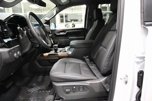 New 2026 Chevrolet Silverado 1500 RST w/ RST All Star Premium Package image 12