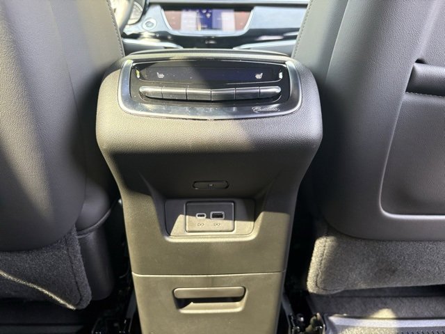 Certified 2024 Cadillac XT6 Sport w/ Technology Package image 23