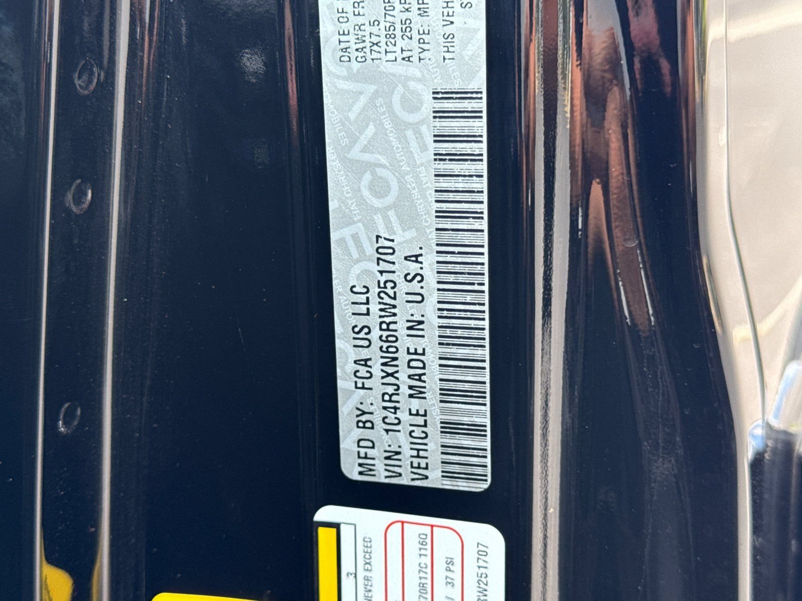Used 2024 Jeep Wrangler Unlimited AWD/4WD image 43