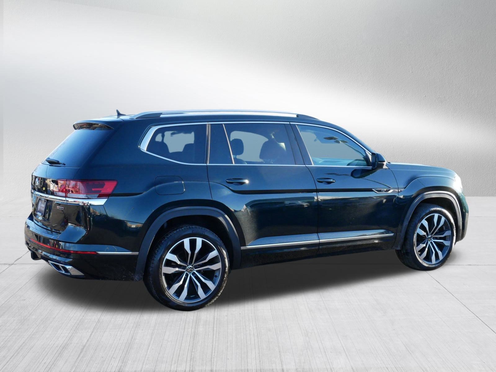 Certified 2021 Volkswagen Atlas SEL Premium image 6