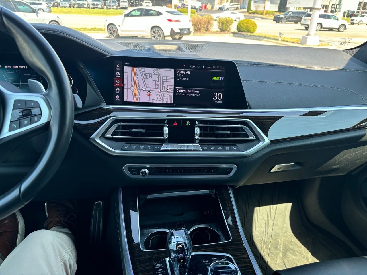 Used 2020 BMW X5 M50i w/ Executive Package image 16