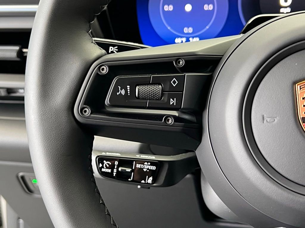 New 2026 Porsche Macan 4S Electric image 8