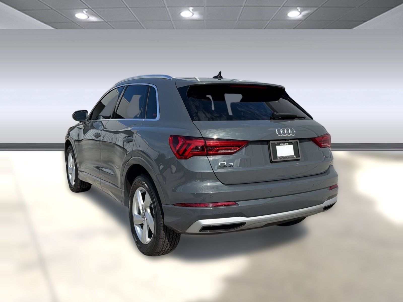 Used 2020 Audi Q3 2.0T Premium Plus w/ Premium Plus Package AWD/4WD image 3