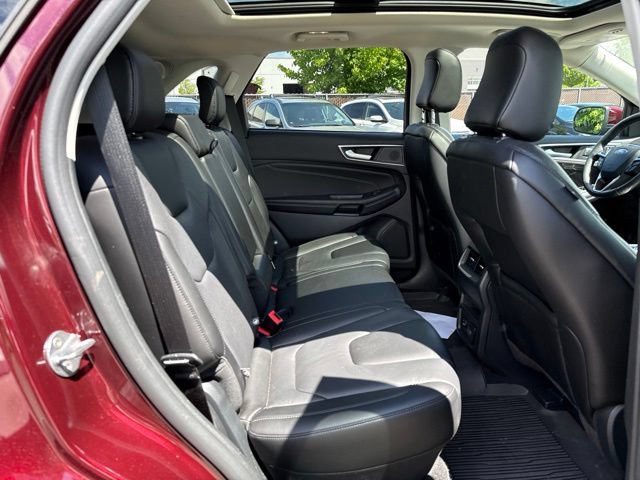 Used 2021 Ford Edge Titanium w/ Class II Trailer Tow Package AWD/4WD image 10