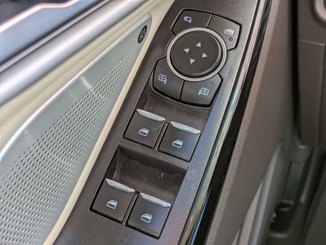 Certified 2021 Ford Explorer Platinum w/ Equipment Group 601A image 25