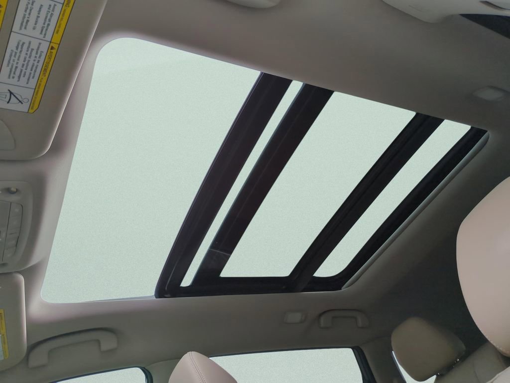 Used 2017 Nissan Rogue SL w/ SL Premium Package image 19