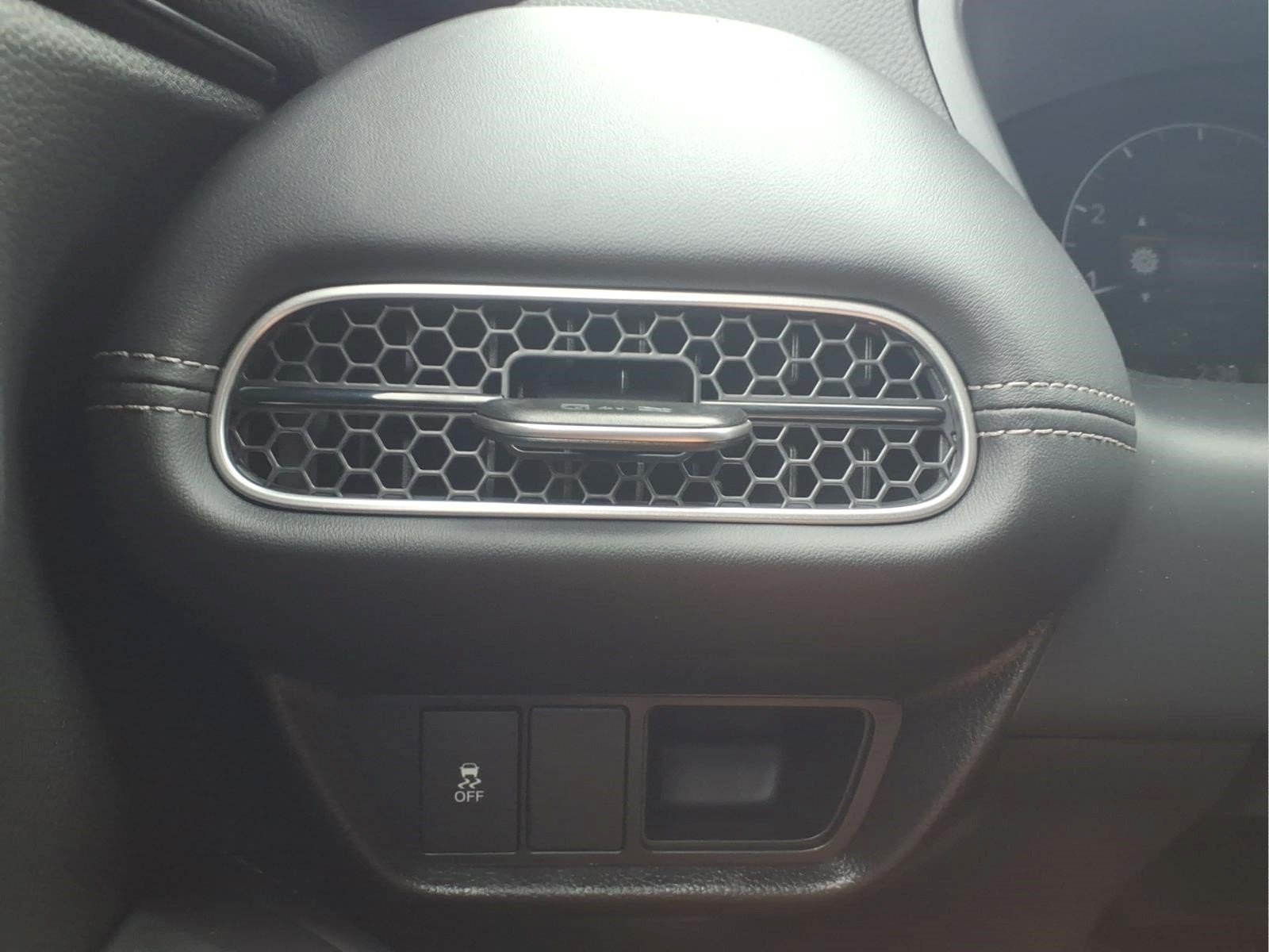 New 2027 Honda HR-V EX-L image 24
